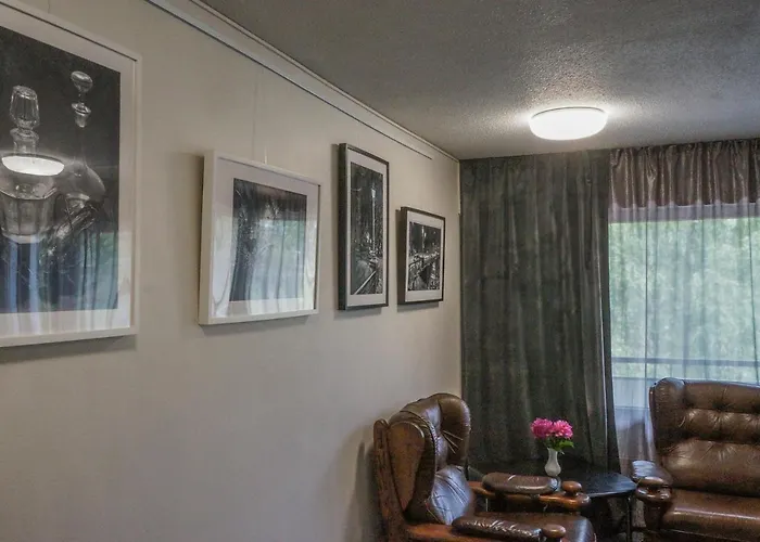 فندق Art Juna إيماترا